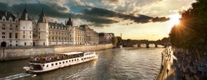 boat-tour-seine-river-paris-with-sunset-paris-france