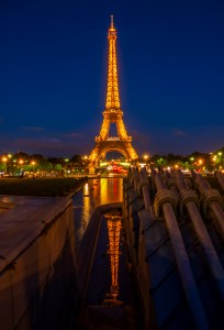 france-summer-night-paris-famous-eiffel-tower-reflection-editorial-use-only